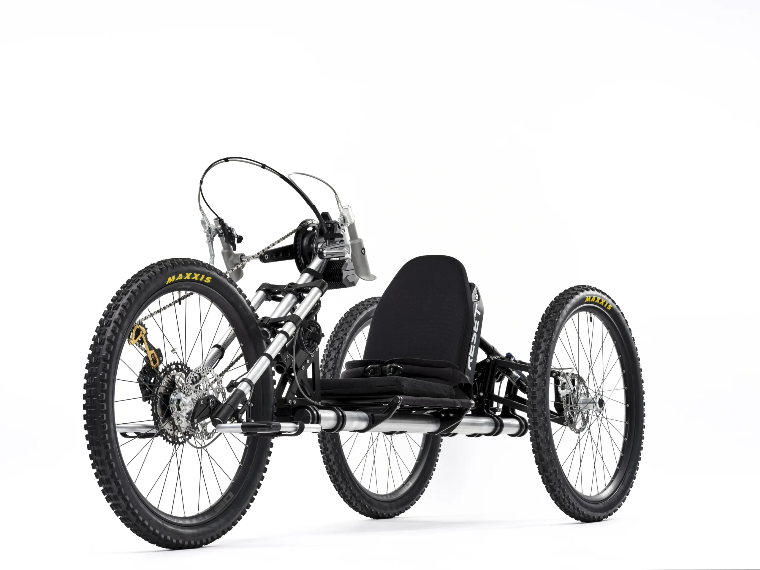 RESET Scout The Handbike Review – Tested on the Street and in the Woods