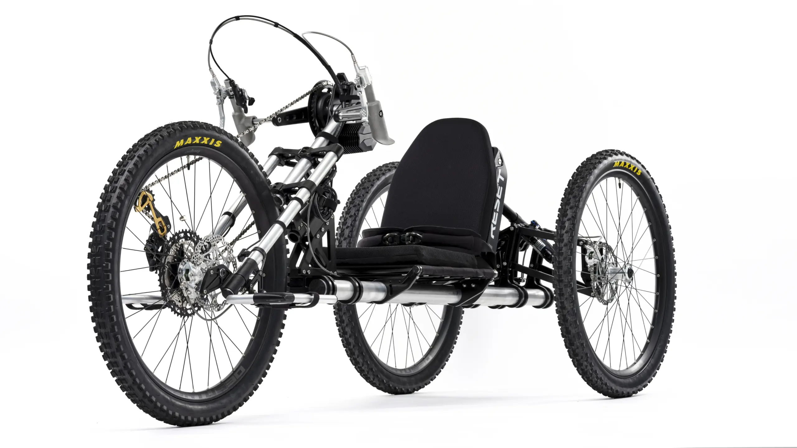 RESET Scout The Handbike Review – Tested on the Street and in the Woods